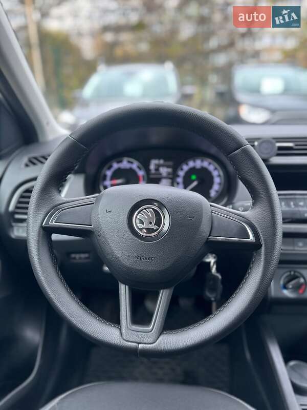 Хэтчбек Skoda Fabia 2019 в Сумах