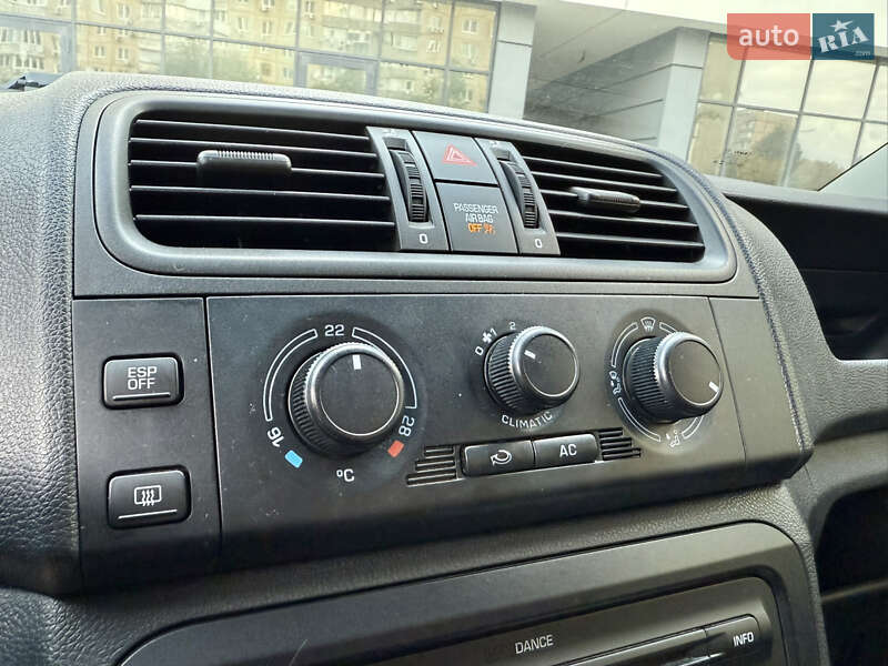 Хэтчбек Skoda Fabia 2009 в Днепре