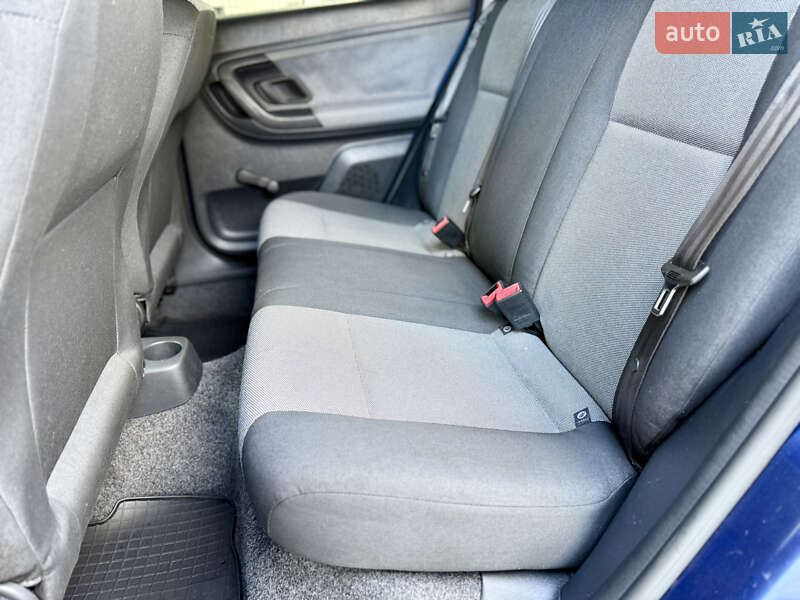 Хэтчбек Skoda Fabia 2009 в Днепре