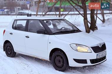 Хэтчбек Skoda Fabia 2011 в Киеве