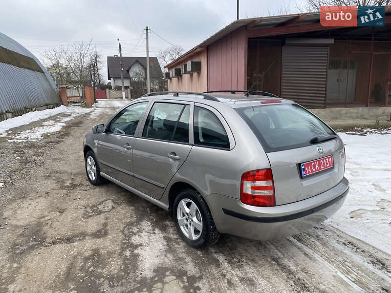 Универсал Skoda Fabia 2006 в Ивано-Франковске фото 16 Универсал Skoda Fabia 2006 в Ивано-Франковске