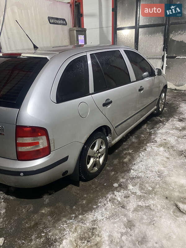 Универсал Skoda Fabia 2006 в Чернигове фото 4 Универсал Skoda Fabia 2006 в Чернигове
