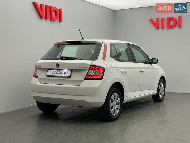 Хэтчбек Skoda Fabia 2018 в Киеве