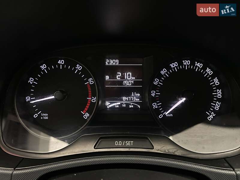 Хэтчбек Skoda Fabia 2018 в Киеве