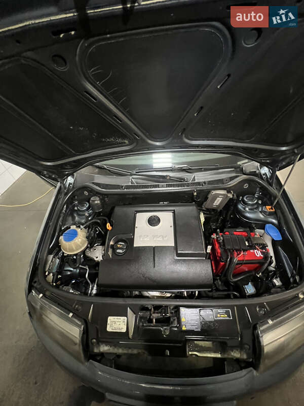 Хэтчбек Skoda Fabia 2005 в Львове