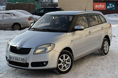 Универсал Skoda Fabia 2008 в Чернигове