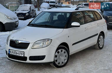 Універсал Skoda Fabia 2008 в Чернігові