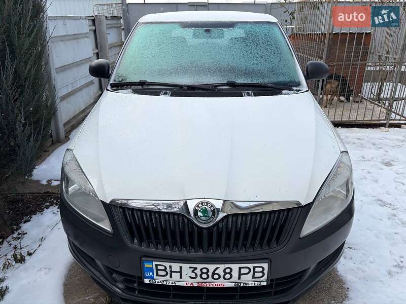 Skoda Fabia 2011 Skoda Fabia 2011