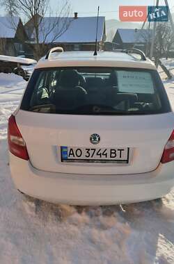 Хетчбек Skoda Fabia 2011 в Рахові