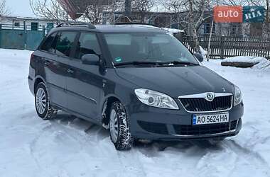 Универсал Skoda Fabia 2011 в Синяве
