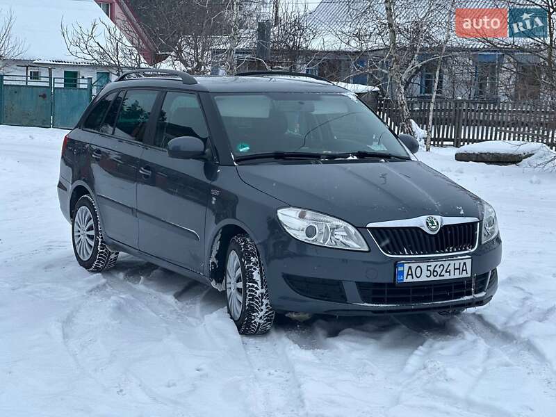 Skoda Fabia 2011