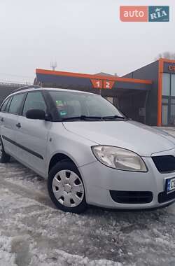 Универсал Skoda Fabia 2008 в Черновцах