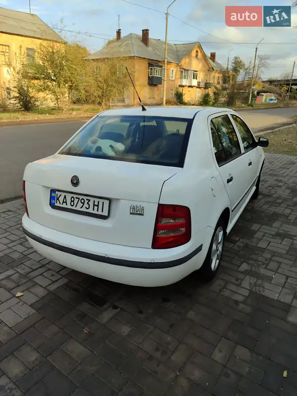 Skoda Fabia 2001 VIN TMBDB16Y523430204 фото оголошення 3 з 48