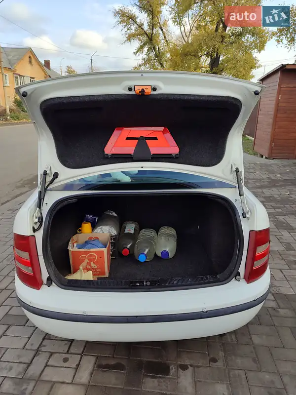Skoda Fabia 2001 VIN TMBDB16Y523430204 фото оголошення 6 з 48