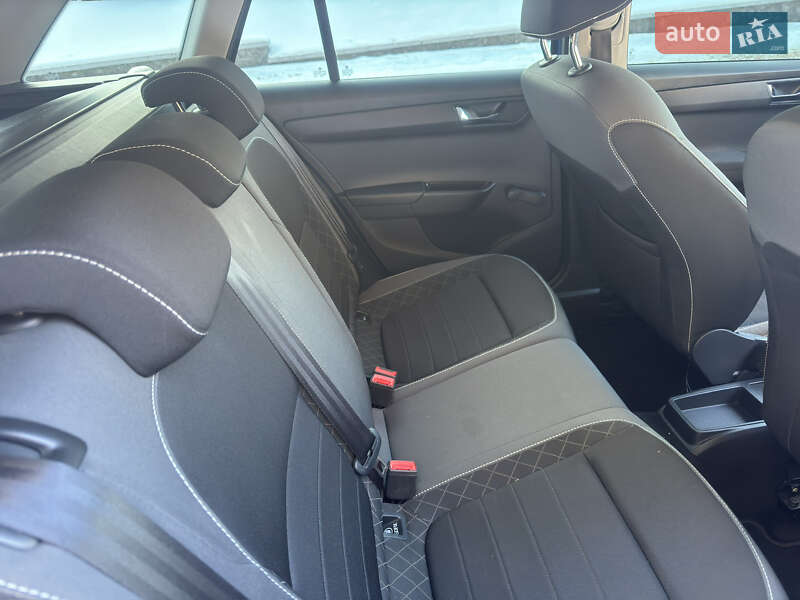 Универсал Skoda Fabia 2021 в Киеве