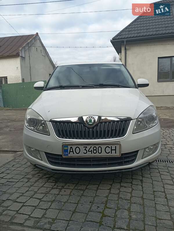 Універсал Skoda Fabia 2012 в Ужгороді фото Універсал Skoda Fabia 2012 в Ужгороді