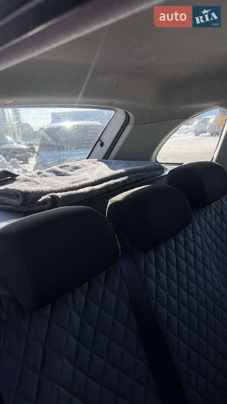 Универсал Skoda Fabia 2011 в Вараше