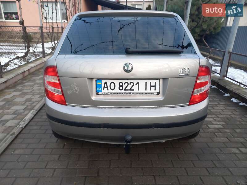 Хэтчбек Skoda Fabia 2006 в Мукачево