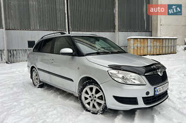 Универсал Skoda Fabia 2011 в Киеве