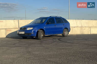Универсал Skoda Fabia 2002 в Ровно