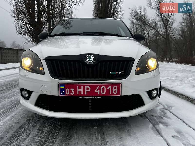 Skoda Fabia 2011 Skoda Fabia 2011