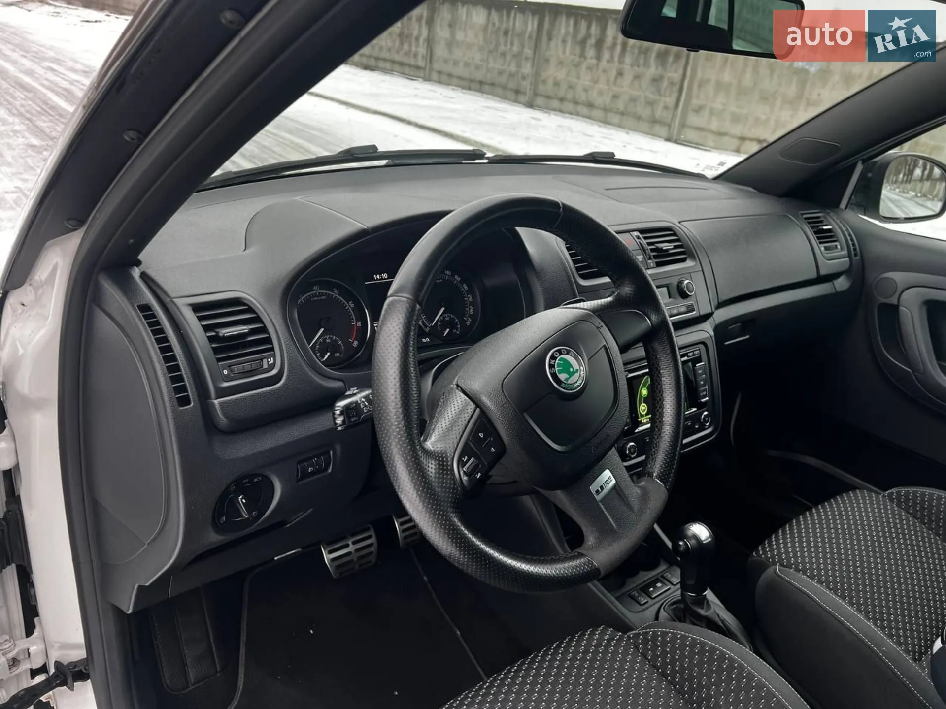 2011 Skoda Fabia - мініатюра 54