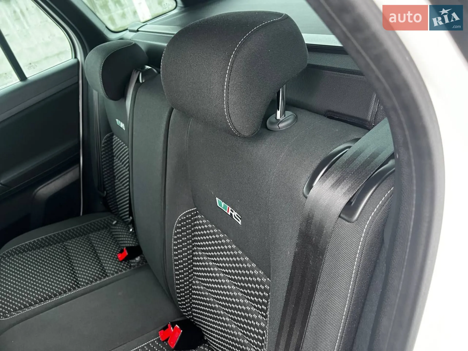 2011 Skoda Fabia - мініатюра 64