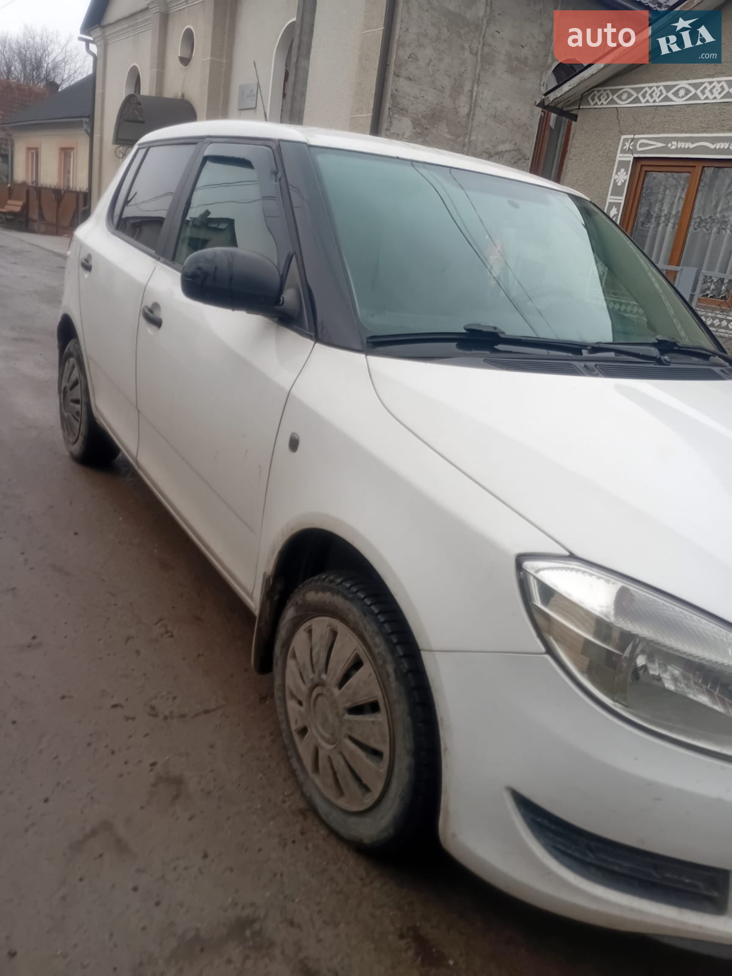2011 Skoda Fabia - мініатюра 5