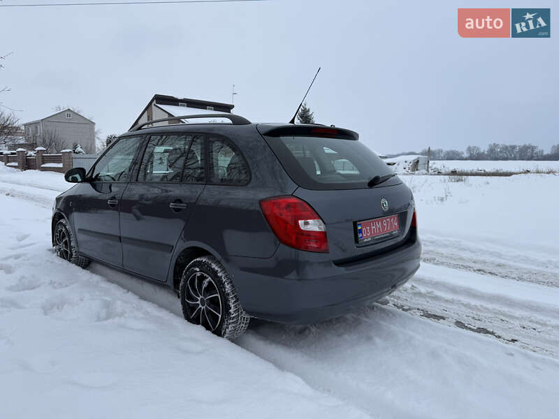 Skoda Fabia 2010 Skoda Fabia 2010