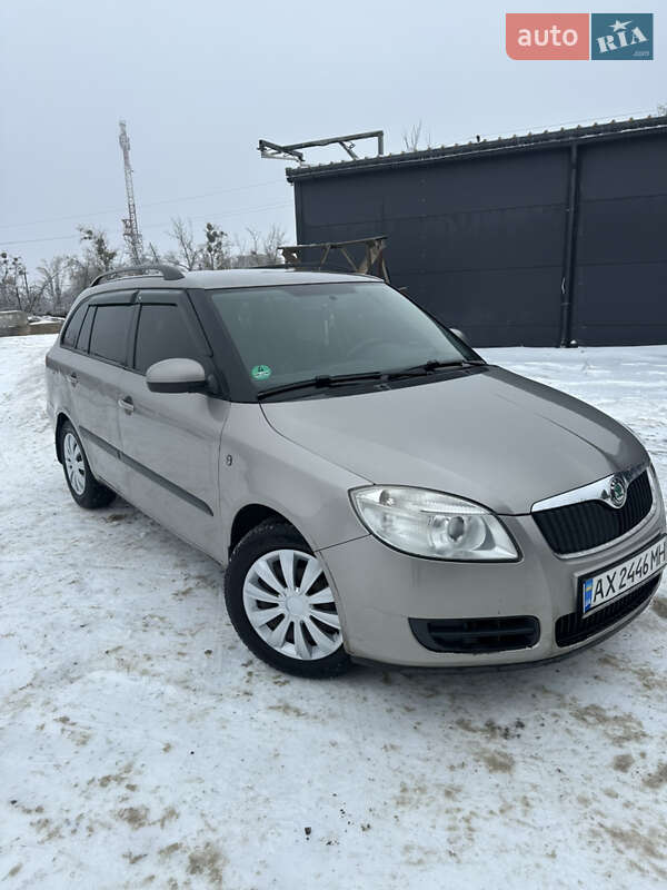 Универсал Skoda Fabia 2008 в Новой Водолаге фото 3 Универсал Skoda Fabia 2008 в Новой Водолаге