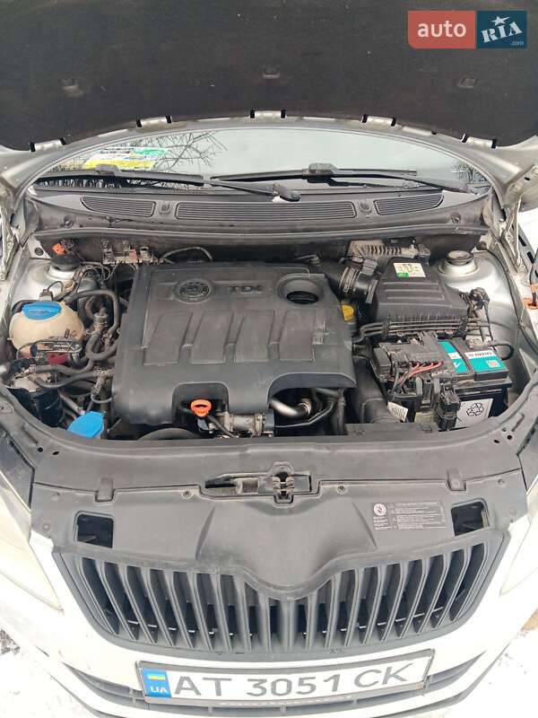 Хэтчбек Skoda Fabia 2011 в Ивано-Франковске фото 5 Хэтчбек Skoda Fabia 2011 в Ивано-Франковске