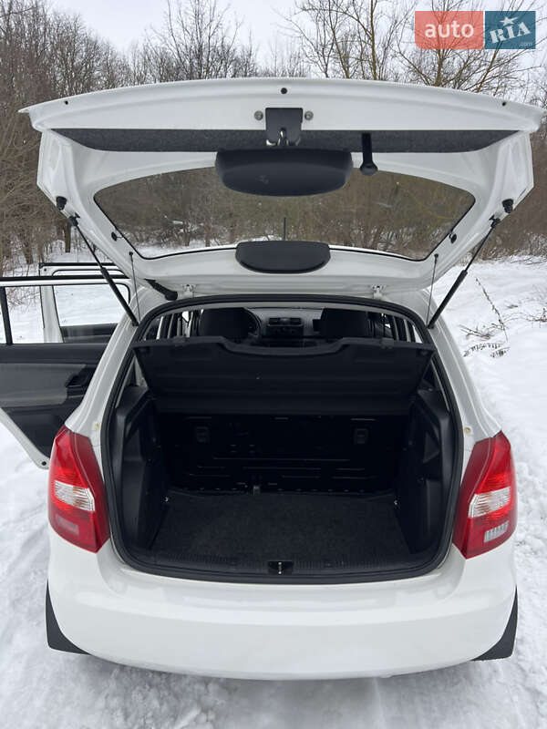 Хэтчбек Skoda Fabia 2013 в Ивано-Франковске фото 13 Хэтчбек Skoda Fabia 2013 в Ивано-Франковске