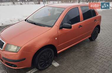 Хэтчбек Skoda Fabia 2006 в Сосновке