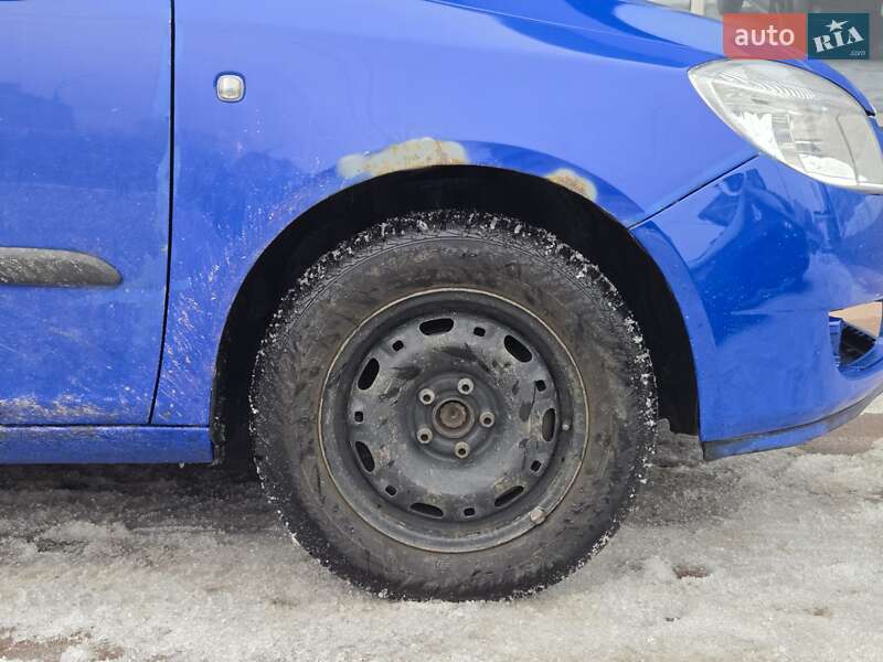 Универсал Skoda Fabia 2009 в Киеве