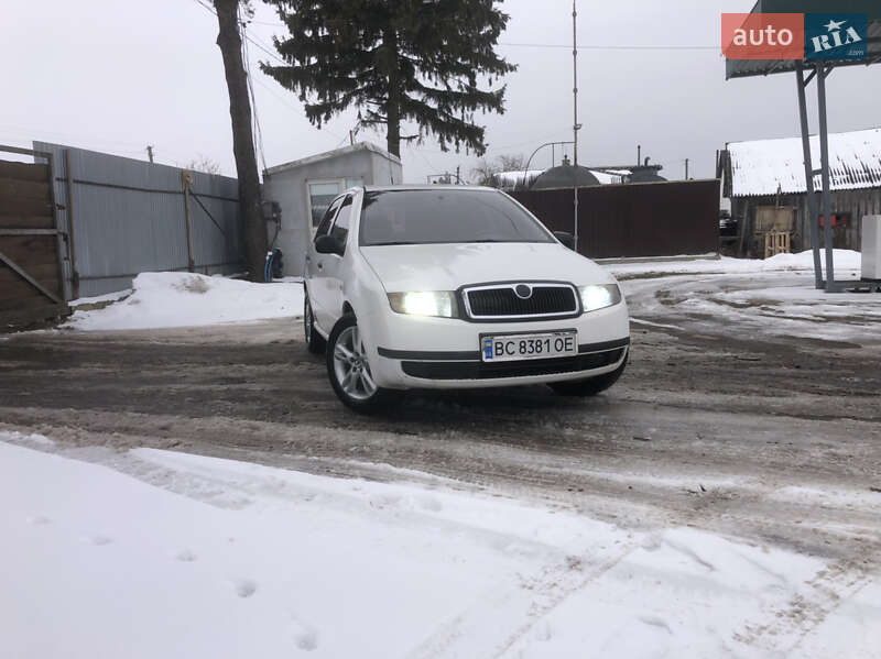 Хэтчбек Skoda Fabia 2003 в Самборе фото 13 Хэтчбек Skoda Fabia 2003 в Самборе