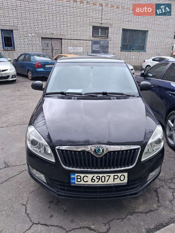 Skoda Fabia 2011 Skoda Fabia 2011