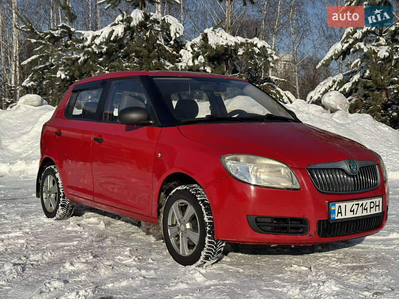 Хэтчбек Skoda Fabia 2008 в Киеве фото 3 Хэтчбек Skoda Fabia 2008 в Киеве