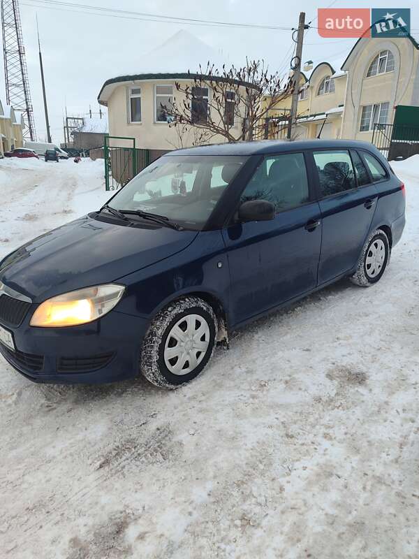 Універсал Skoda Fabia 2012 в Хмельницькому