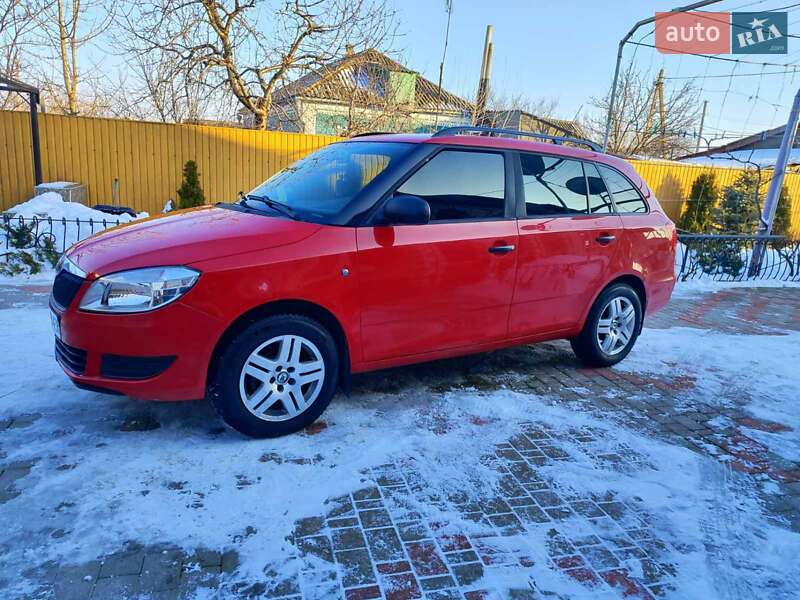 Skoda Fabia 2010 Skoda Fabia 2010