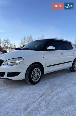 Хэтчбек Skoda Fabia 2012 в Ровно