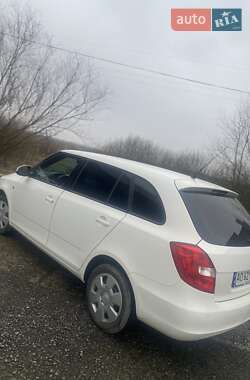 Хэтчбек Skoda Fabia 2010 в Ужгороде