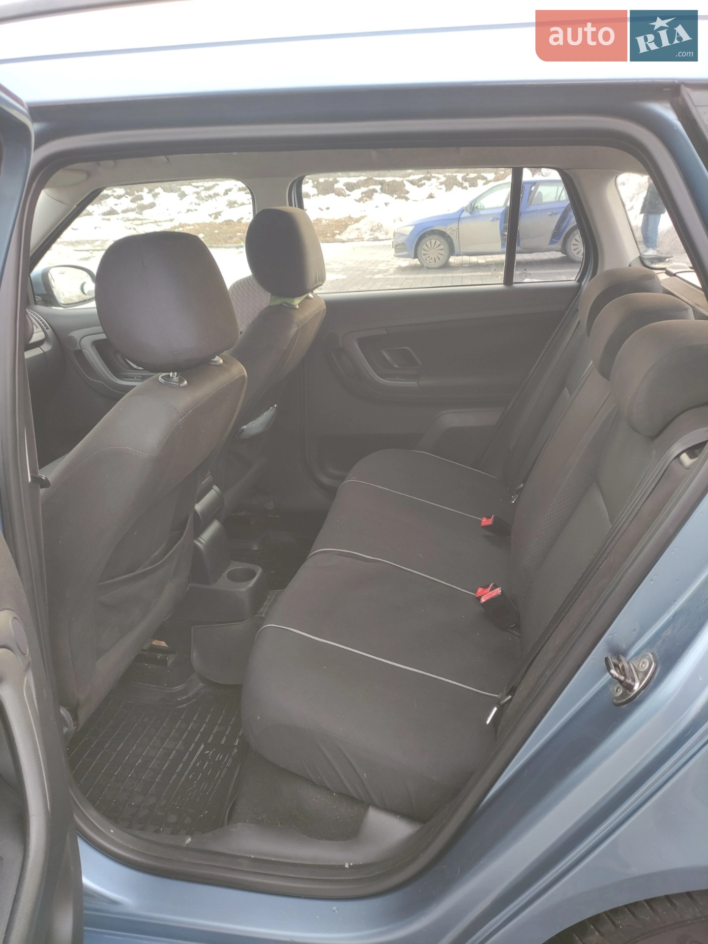 2010 Skoda Fabia - мініатюра 10