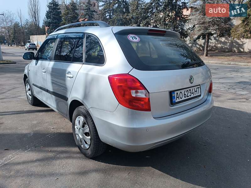Универсал Skoda Fabia 2011 в Николаеве