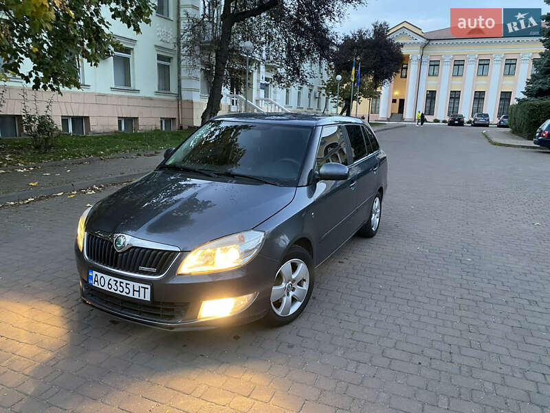 Универсал Skoda Fabia 2011 в Ужгороде