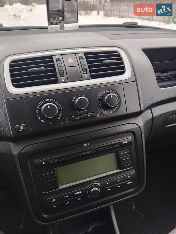 Універсал Skoda Fabia 2009 в Сумах