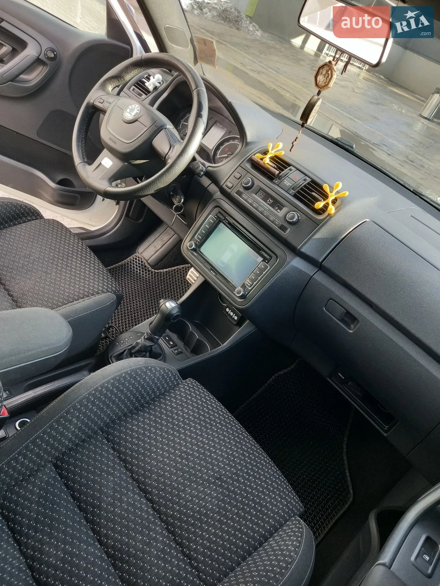 2011 Skoda Fabia - мініатюра 15