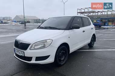 Хетчбек Skoda Fabia 2011 в Києві