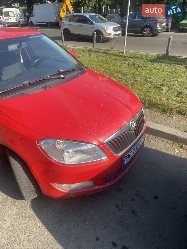 Skoda Fabia 2011 Skoda Fabia 2011