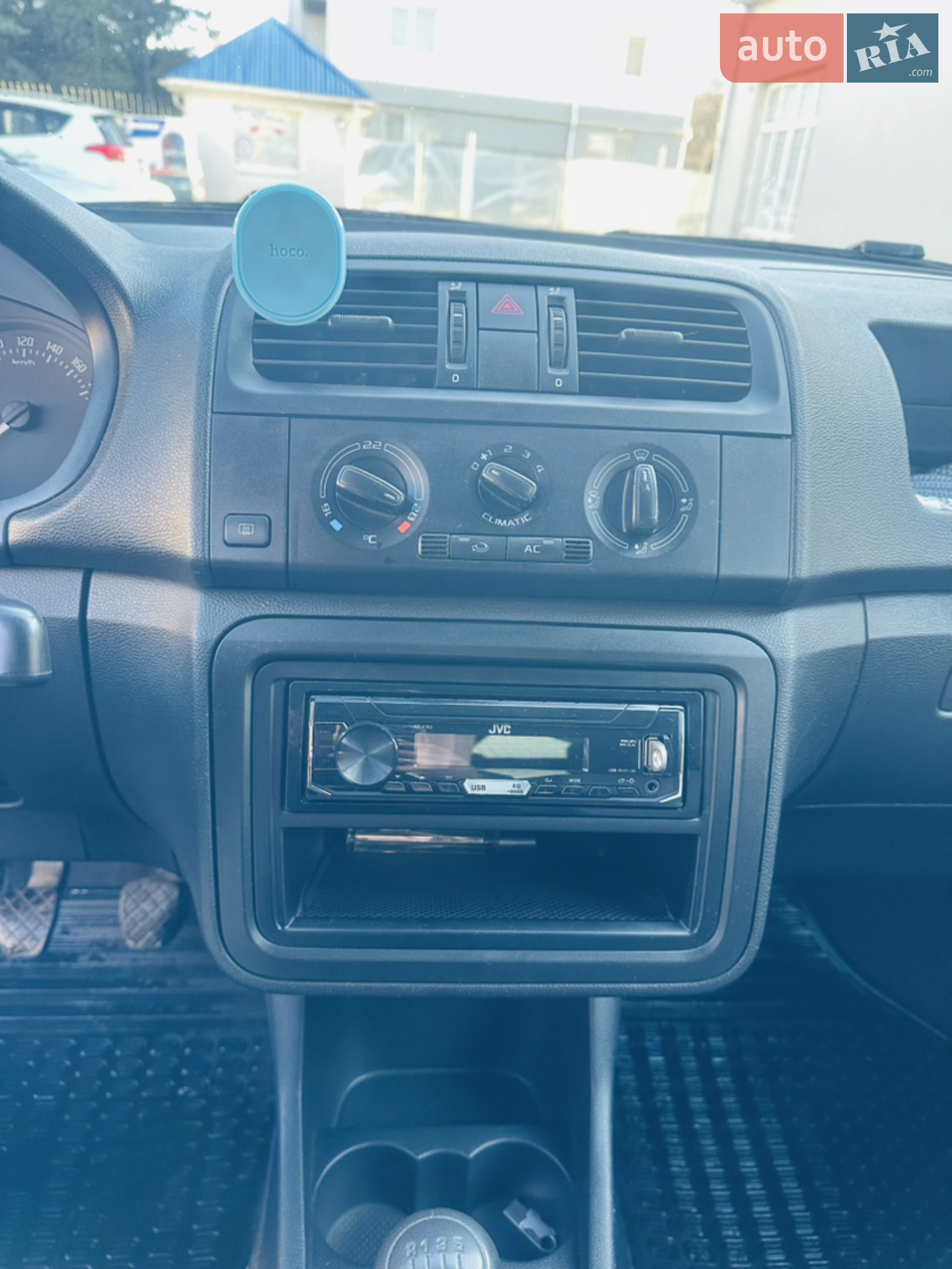 2011 Skoda Fabia - мініатюра 12