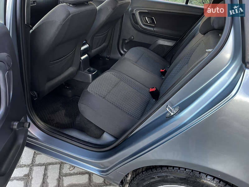 Хэтчбек Skoda Fabia 2013 в Львове